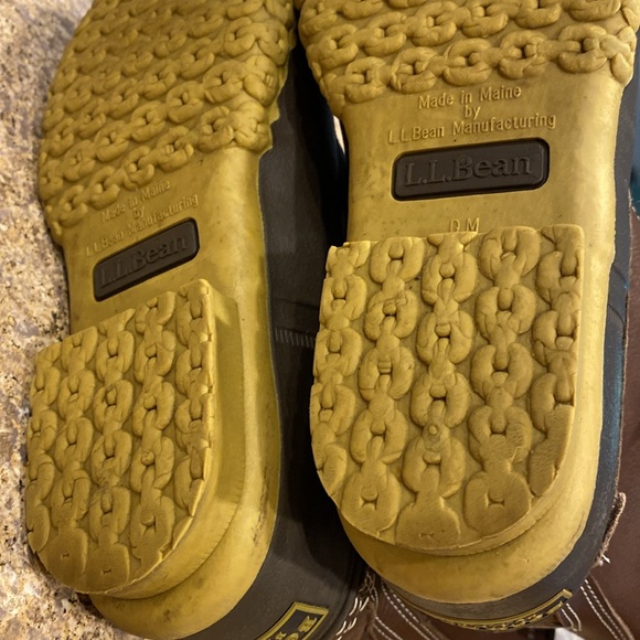 L.L. Bean 10” Shearling Lined Insulated Winter Duck Boots 7M 230121 - Picture 12 of 17